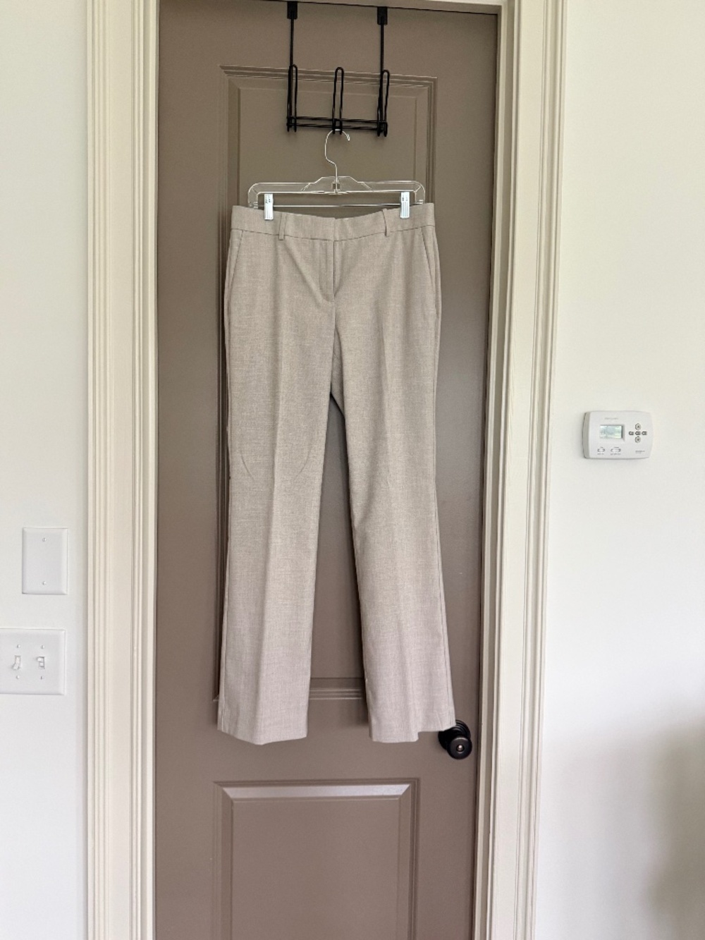 Ann Taylor, The Madison Trouser Dress Pants, Size 6